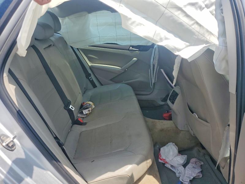 Продажа на аукционе авто 2015 Volkswagen Passat, vin: 1VWBV7A30FC044208, номер лота: 57194756