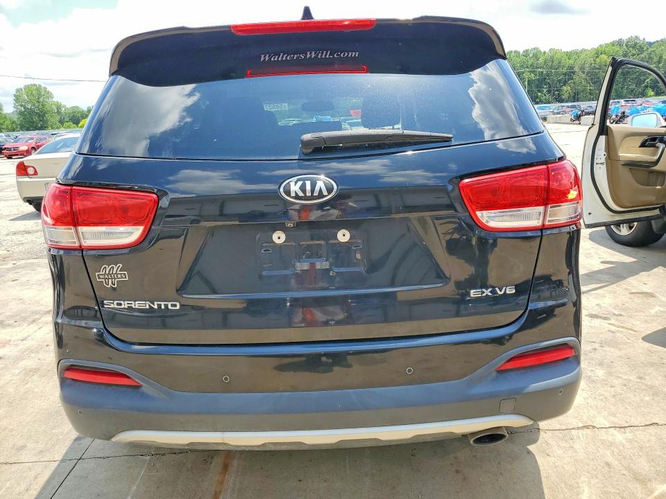 Продажа на аукционе авто 2017 Kia Sorento, vin: 5XYPHDA50HG247839, номер лота: 58527306