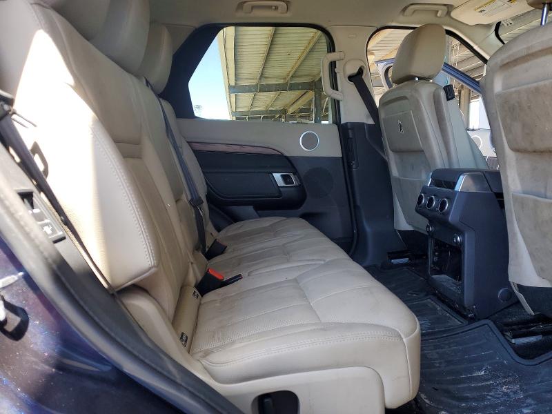 55657576 :رقم المزاد ، SALRR2RV2JA074595 vin ، 2018 Land Rover Discovery مزاد بيع