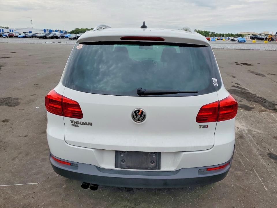 Продажа на аукционе авто 2016 Volkswagen Tiguan, vin: WVGAV7AX1GW610972, номер лота: 56869536