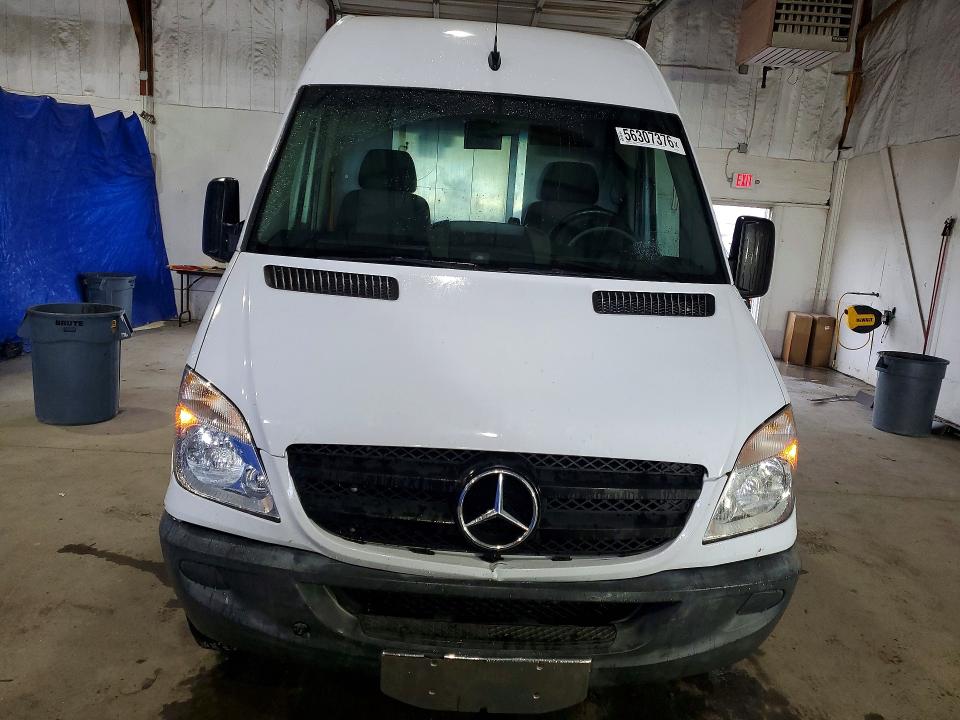 2011 Mercedes Benz Sprinter მანქანა იყიდება აუქციონზე, vin: WD3PE8CB2B5569279, აუქციონის ნომერი: 56307376