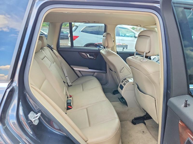 58753386 :رقم المزاد ، WDCGG8HB3AF520913 vin ، 2010 Mercedes-benz Glk مزاد بيع