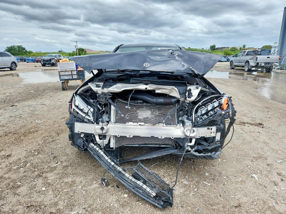 56223516 :رقم المزاد ، 55SWF8EB5KU293267 vin ، 2019 Mercedes-benz C مزاد بيع