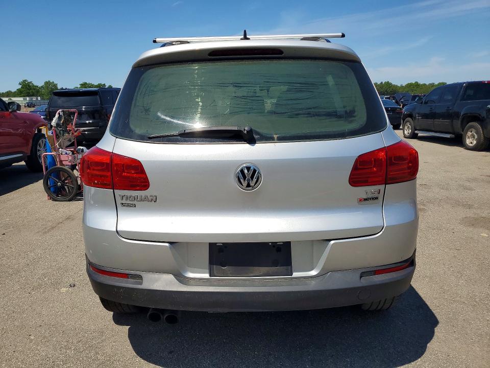 57920446 :رقم المزاد ، WVGBV7AX3HK043922 vin ، 2017 Volkswagen Tiguan مزاد بيع