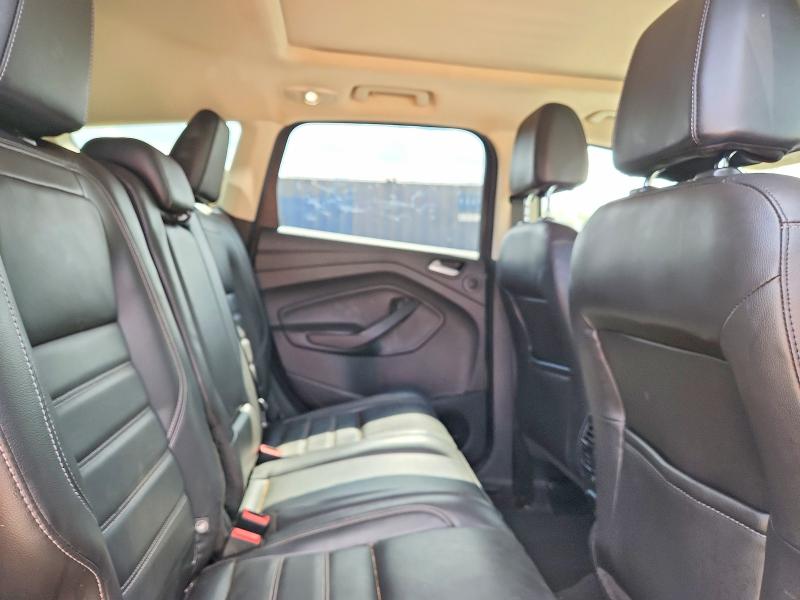 58493616 :رقم المزاد ، 1FMCU9J97HUD50132 vin ، 2017 Ford Escape مزاد بيع
