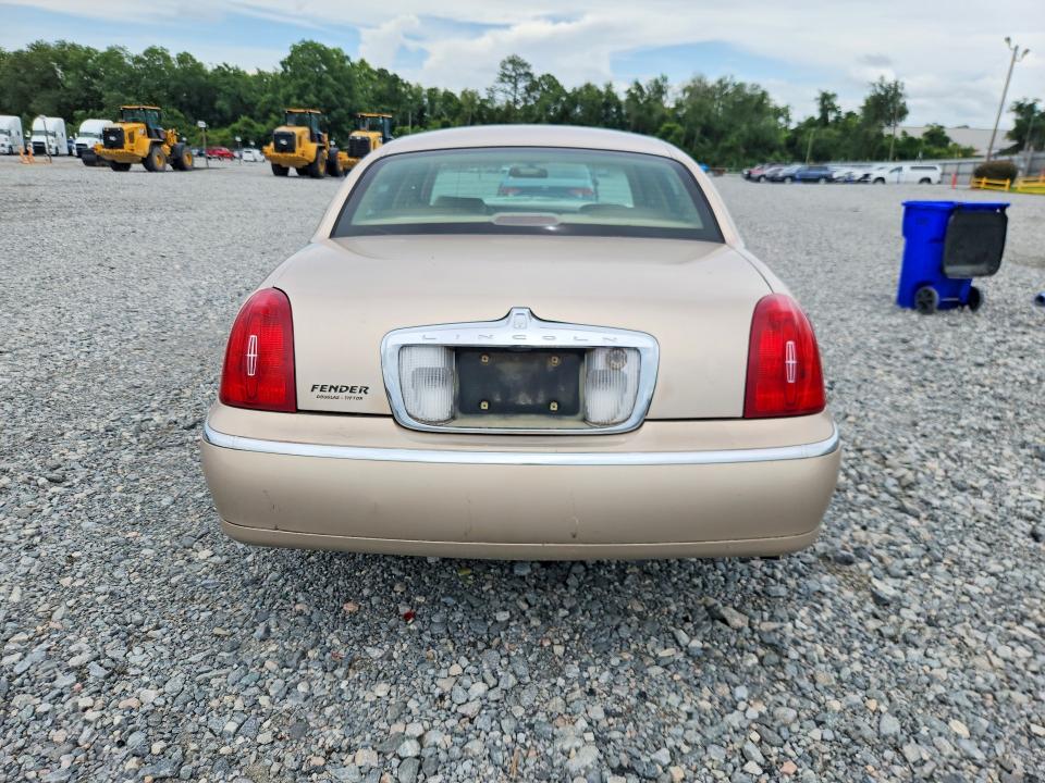 1998 Lincoln Town Car მანქანა იყიდება აუქციონზე, vin: 1LNFM81W4WY609310, აუქციონის ნომერი: 58183326