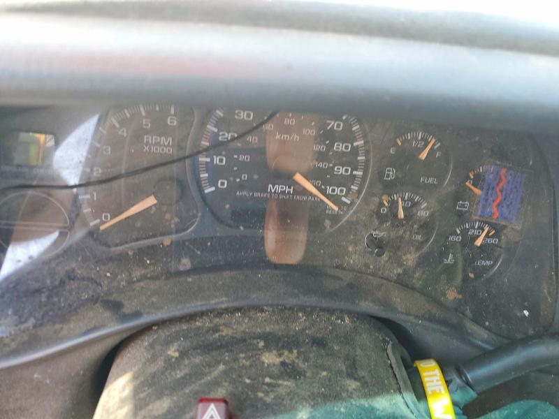 58576346 :رقم المزاد ، 1GNEC13V52J207515 vin ، 2002 Chevrolet Tahoe مزاد بيع