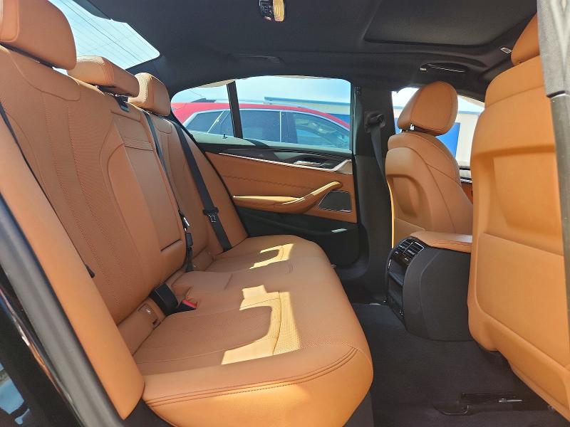 58994976 :رقم المزاد ، WBA33AG08NCK77093 vin ، 2022 Bmw 530xe مزاد بيع