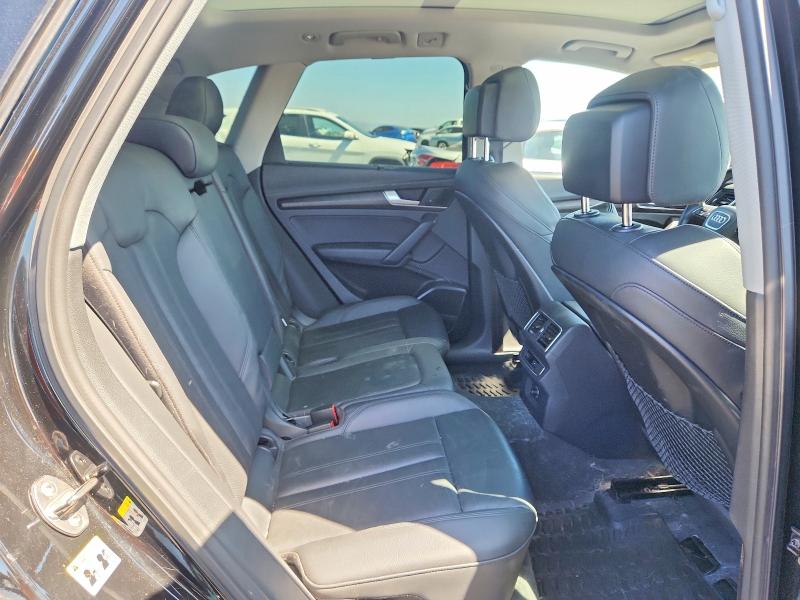 55783566 :رقم المزاد ، WA1BNAFY6J2102402 vin ، 2018 Audi Q5 مزاد بيع