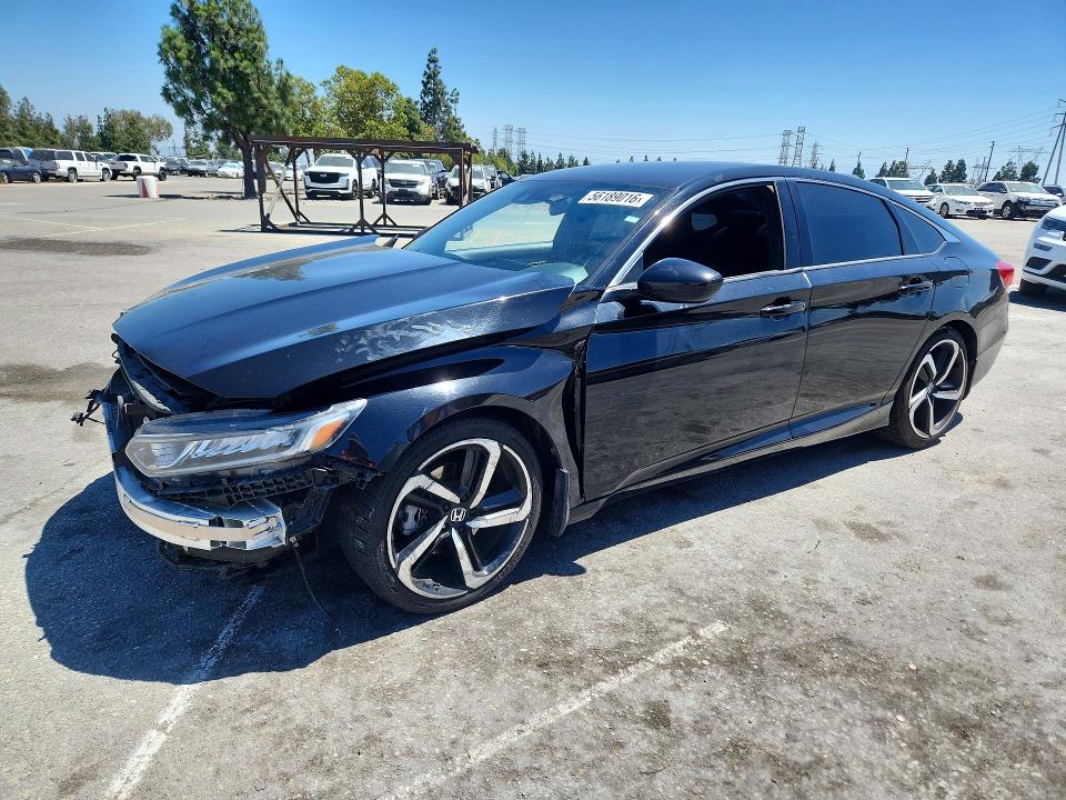 56189016 :رقم المزاد ، 1HGCV1F34JA092121 vin ، 2018 Honda Accord مزاد بيع