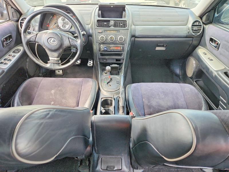 56486076 :رقم المزاد ، JTHBD192040081464 vin ، 2004 Lexus Is مزاد بيع