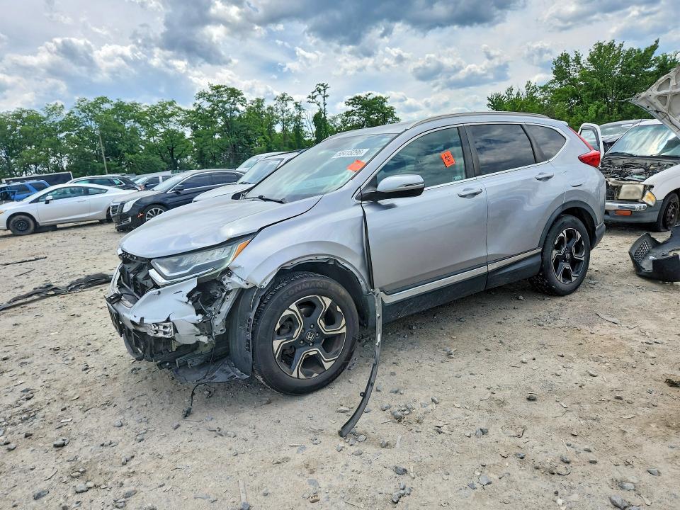 Продаж на аукціоні авто 2018 Honda Cr-v, vin: 7FARW2H99JE042050, номер лоту: 55415296
