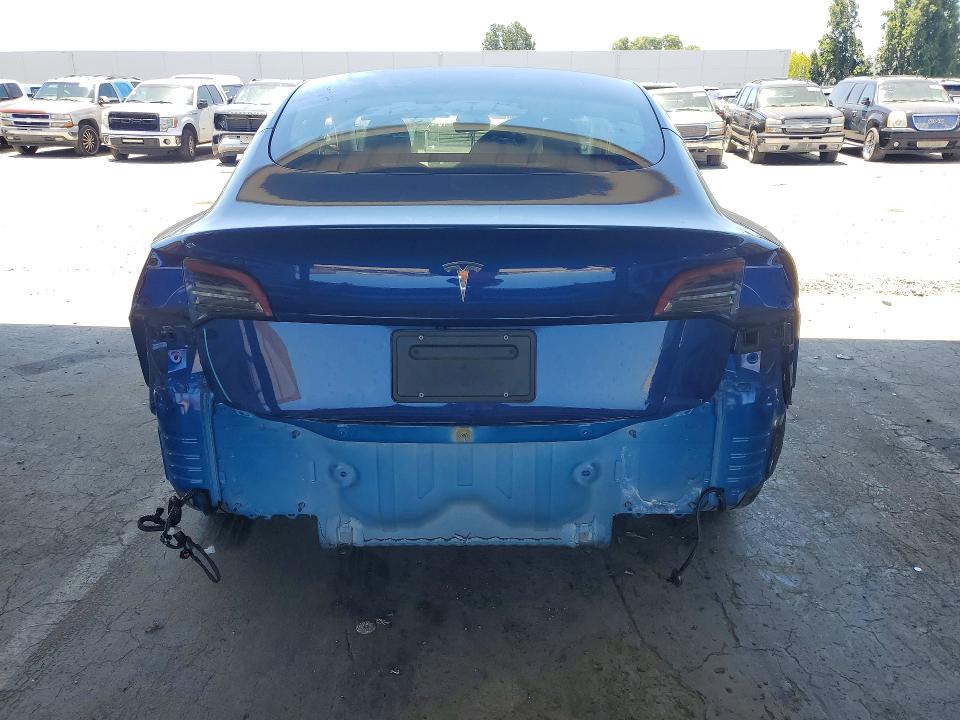 58606876 :رقم المزاد ، 5YJ3E1EA0MF943146 vin ، 2021 Tesla Model 3 مزاد بيع