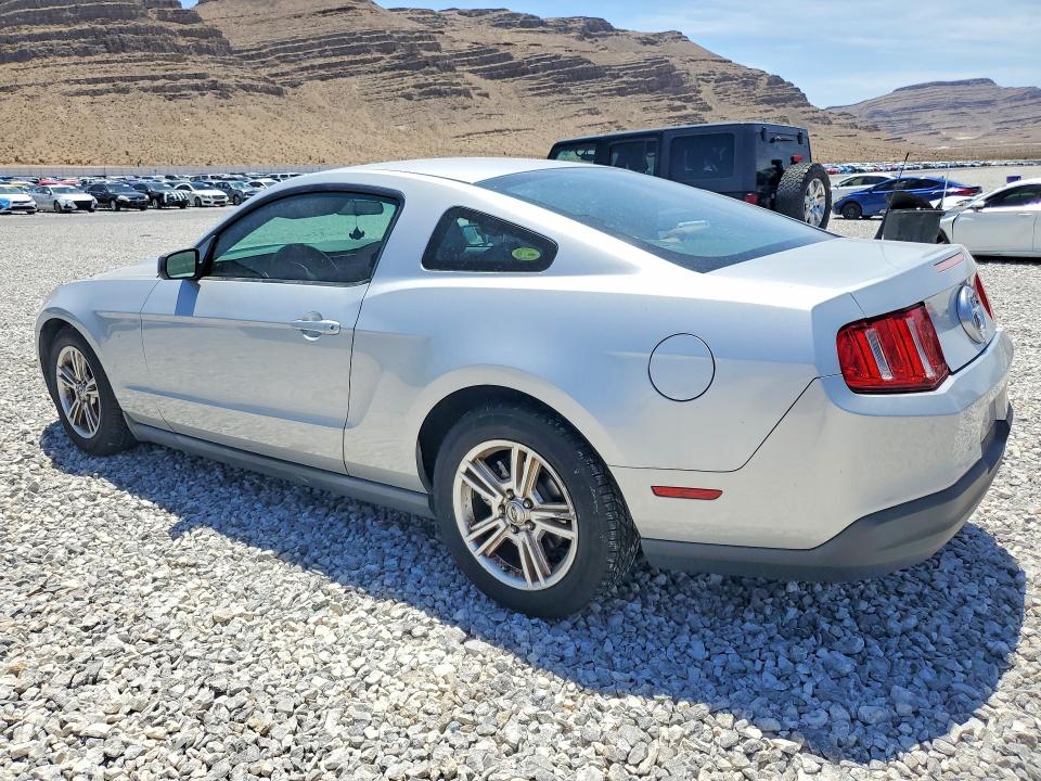 2010 Ford Mustang მანქანა იყიდება აუქციონზე, vin: 1ZVBP8ANXA5176388, აუქციონის ნომერი: 55984716