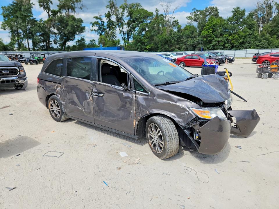 56398026 :رقم المزاد ، 5FNRL5H62BB049497 vin ، 2011 Honda Odyssey مزاد بيع