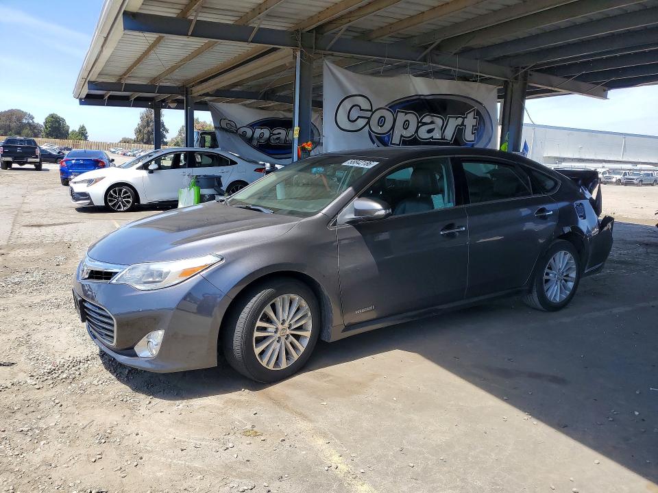 2015 Toyota Avalon Hybrid მანქანა იყიდება აუქციონზე, vin: 4T1BD1EB1FU041389, აუქციონის ნომერი: 55842186