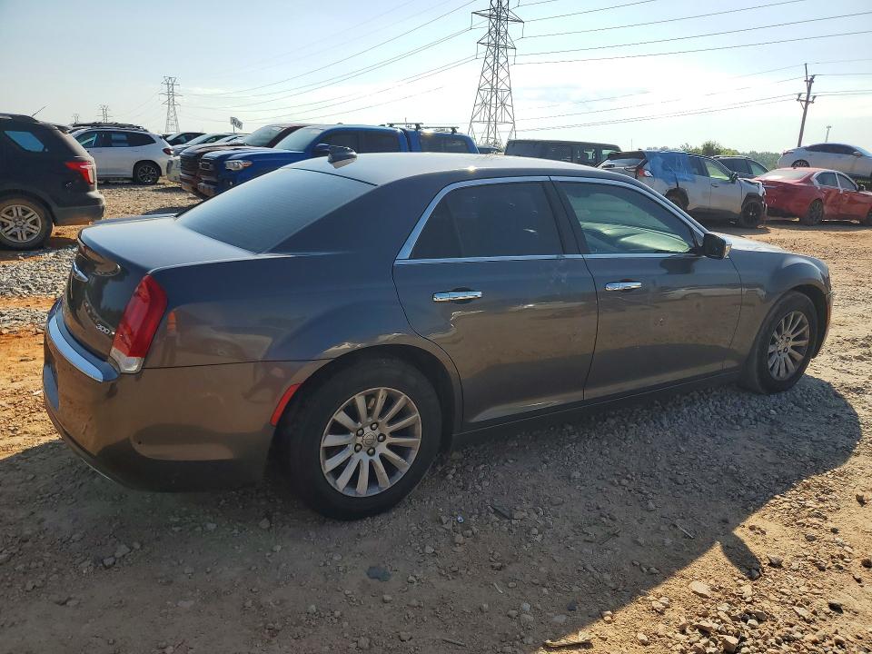 57060966 :رقم المزاد ، 2C3CCAEG5JH193649 vin ، 2018 Chrysler 300 مزاد بيع