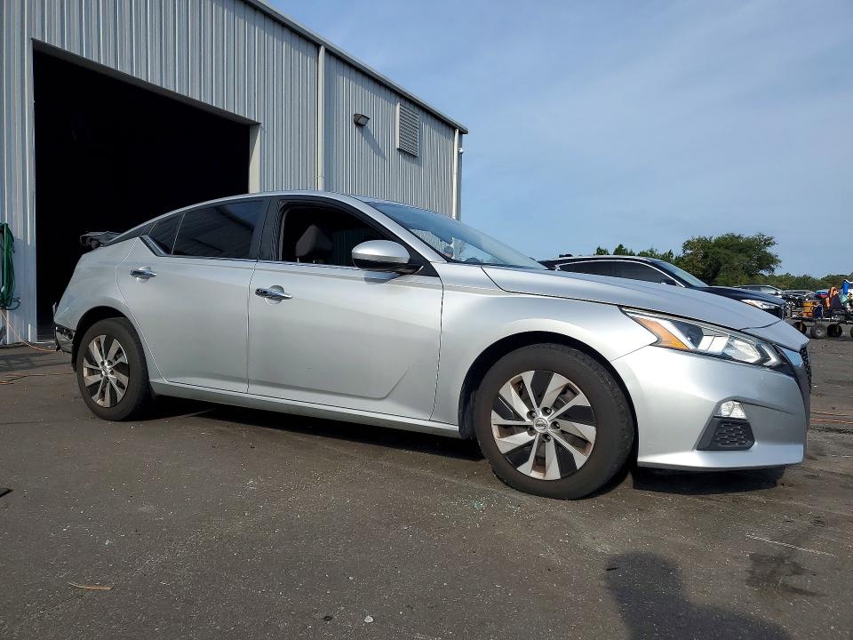 Продаж на аукціоні авто 2020 Nissan Altima, vin: 1N4BL4BV7LC255253, номер лоту: 56105666
