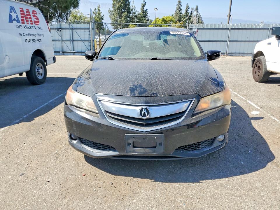 Продажа на аукционе авто 2013 Acura Ilx, vin: 19VDE1F79DE013610, номер лота: 55647856