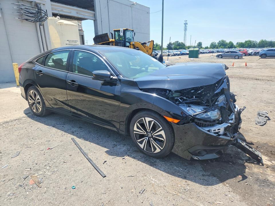 2017 Honda Civic მანქანა იყიდება აუქციონზე, vin: 2HGFC1F82HH647884, აუქციონის ნომერი: 57025956