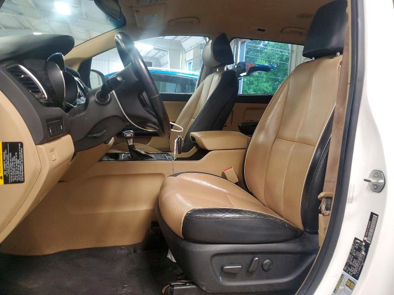 56156446 :رقم المزاد ، KNDMC5C17H6256994 vin ، 2017 Kia Sedona مزاد بيع