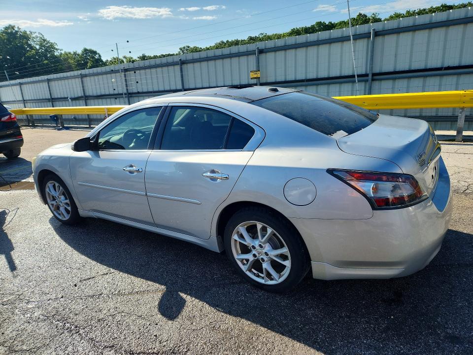 53670076 :رقم المزاد ، 1N4AA5AP8CC832169 vin ، 2012 Nissan Maxima مزاد بيع