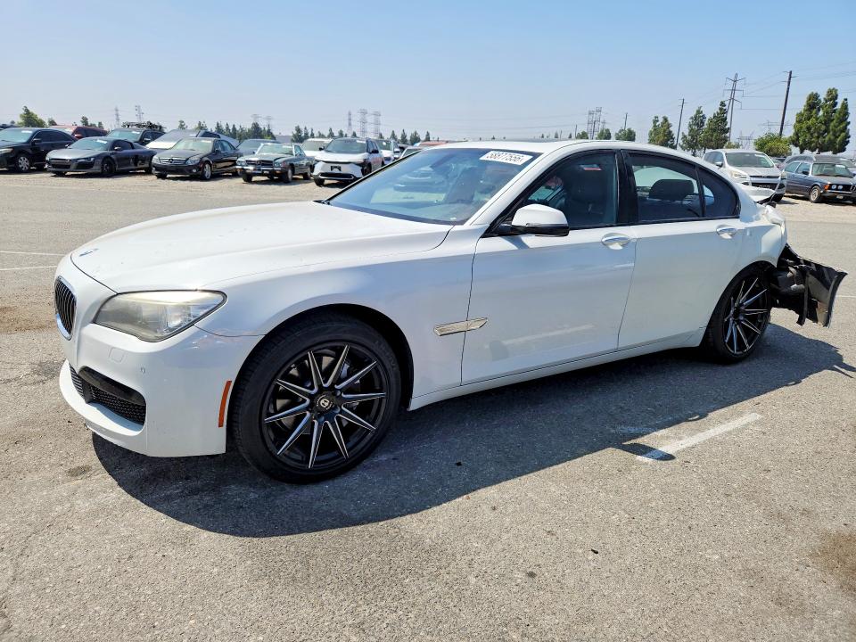 2013 Bmw 740 მანქანა იყიდება აუქციონზე, vin: WBAYA6C50DD143813, აუქციონის ნომერი: 58877556