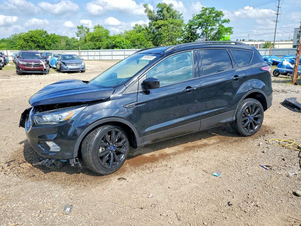 Продаж на аукціоні авто 2017 Ford Escape, vin: 1FMCU9G97HUB87764, номер лоту: 59099826