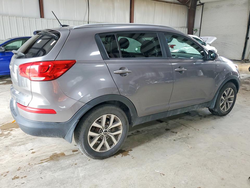 58812926 :رقم المزاد ، KNDPBCAC2G7876900 vin ، 2016 Kia Sportage مزاد بيع