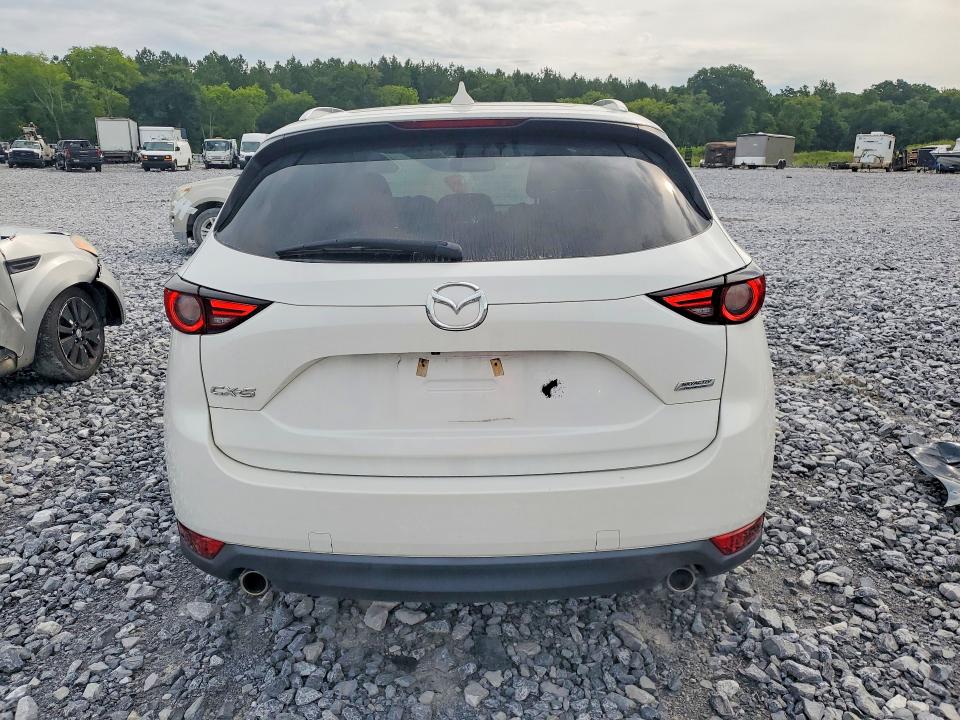 Продаж на аукціоні авто 2018 Mazda Cx-5, vin: JM3KFADM6J1332053, номер лоту: 48674136