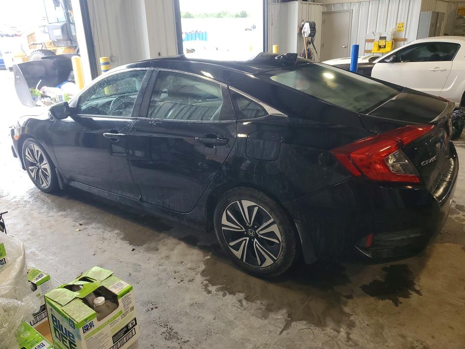 58831786 :رقم المزاد ، 19XFC1F76HE026519 vin ، 2017 Honda Civic مزاد بيع