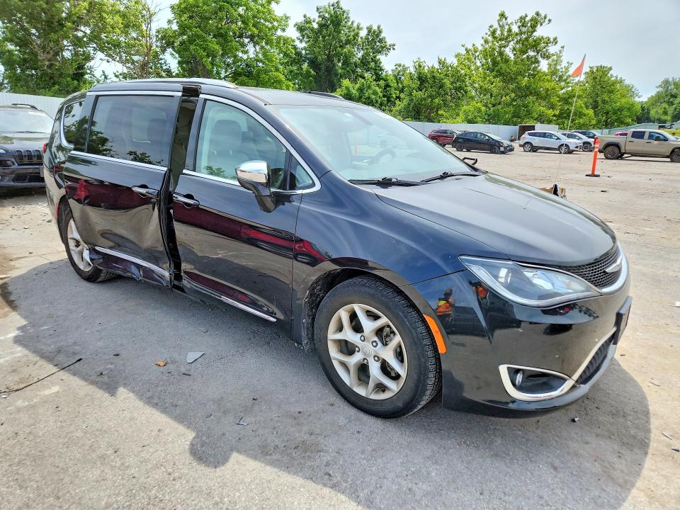 55447786 :رقم المزاد ، 2C4RC1GG3LR271278 vin ، 2020 Chrysler Pacifica مزاد بيع