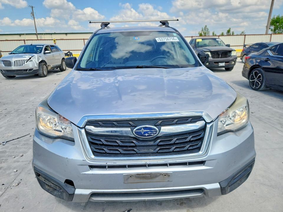 53756756 :رقم المزاد ، JF2SJABC1HH810318 vin ، 2017 Subaru Forester مزاد بيع
