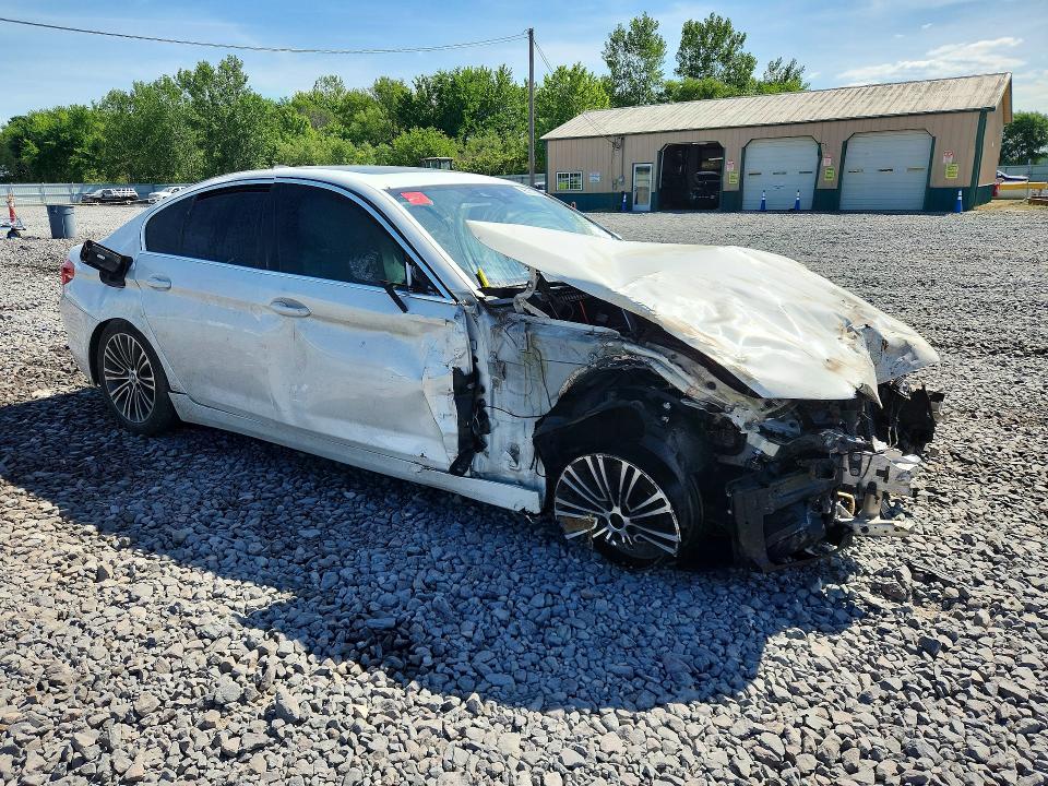 56231626 :رقم المزاد ، WBAJA7C59KWW09201 vin ، 2019 Bmw 530 مزاد بيع