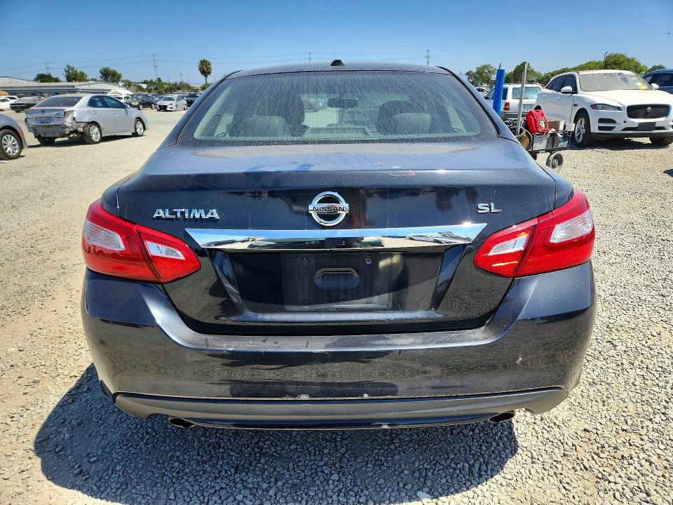 2017 Nissan Altima მანქანა იყიდება აუქციონზე, vin: 1N4AL3AP7HC187567, აუქციონის ნომერი: 58218396
