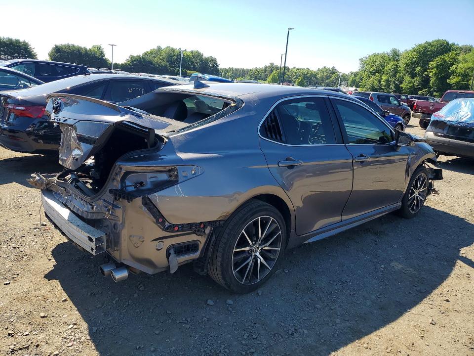2022 Toyota Camry მანქანა იყიდება აუქციონზე, vin: 4T1G11AK3NU641219, აუქციონის ნომერი: 56090586