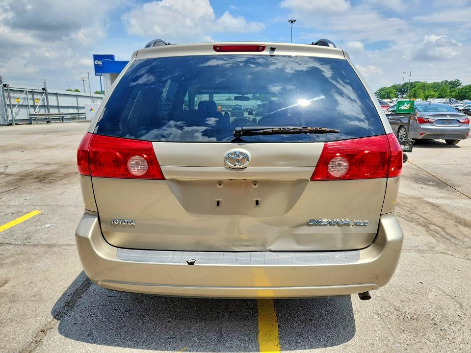 2008 Toyota Sienna მანქანა იყიდება აუქციონზე, vin: 5TDZK22C68S111875, აუქციონის ნომერი: 56655106