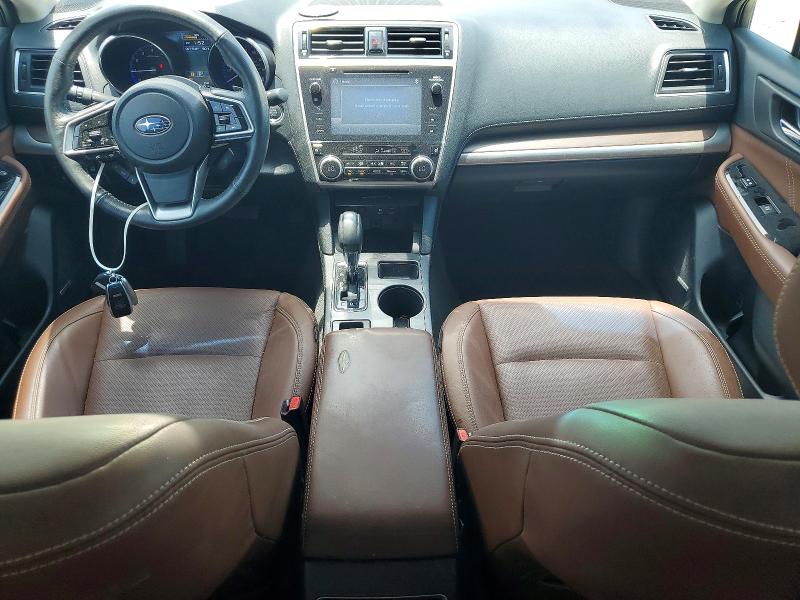 55531656 :رقم المزاد ، 4S4BSETC6J3304290 vin ، 2018 Subaru Outback مزاد بيع