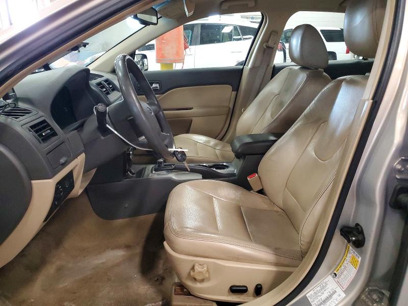 57965116 :رقم المزاد ، 3FAHP0JA6AR401811 vin ، 2010 Ford Fusion مزاد بيع