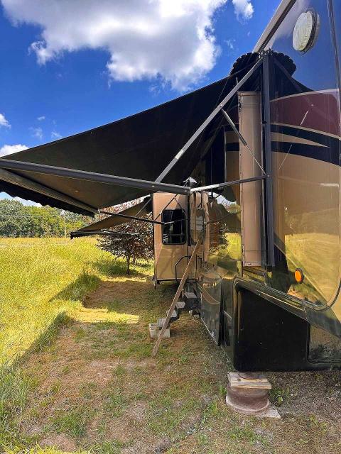 2014 Grand Design Trailers მანქანა იყიდება აუქციონზე, vin: 5KEFA4337E1007258, აუქციონის ნომერი: 57243176