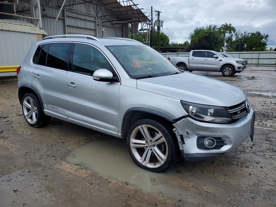 56473096 :رقم المزاد ، WVGAV7AX7GW052447 vin ، 2016 Volkswagen Tiguan مزاد بيع