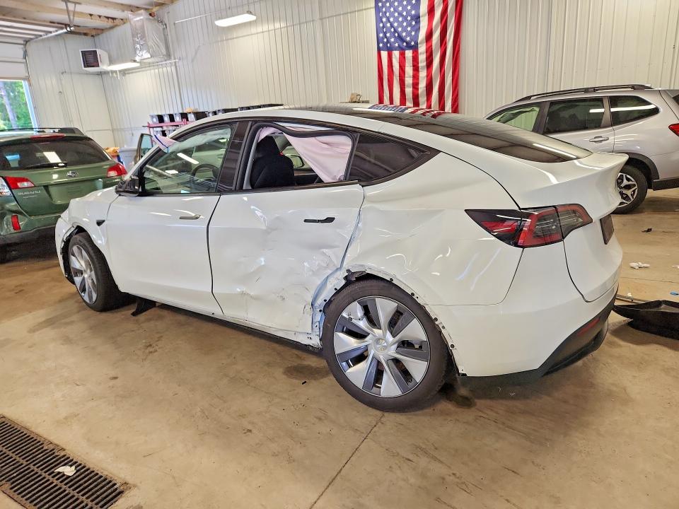 2024 Tesla Model Y მანქანა იყიდება აუქციონზე, vin: 7SAYGDEE1RA256009, აუქციონის ნომერი: 58473956