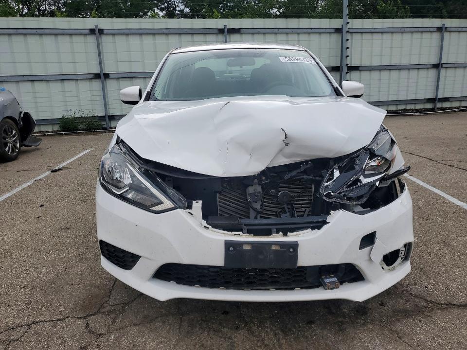 58294726 :رقم المزاد ، 3N1AB7AP1KY439075 vin ، 2019 Nissan Sentra مزاد بيع