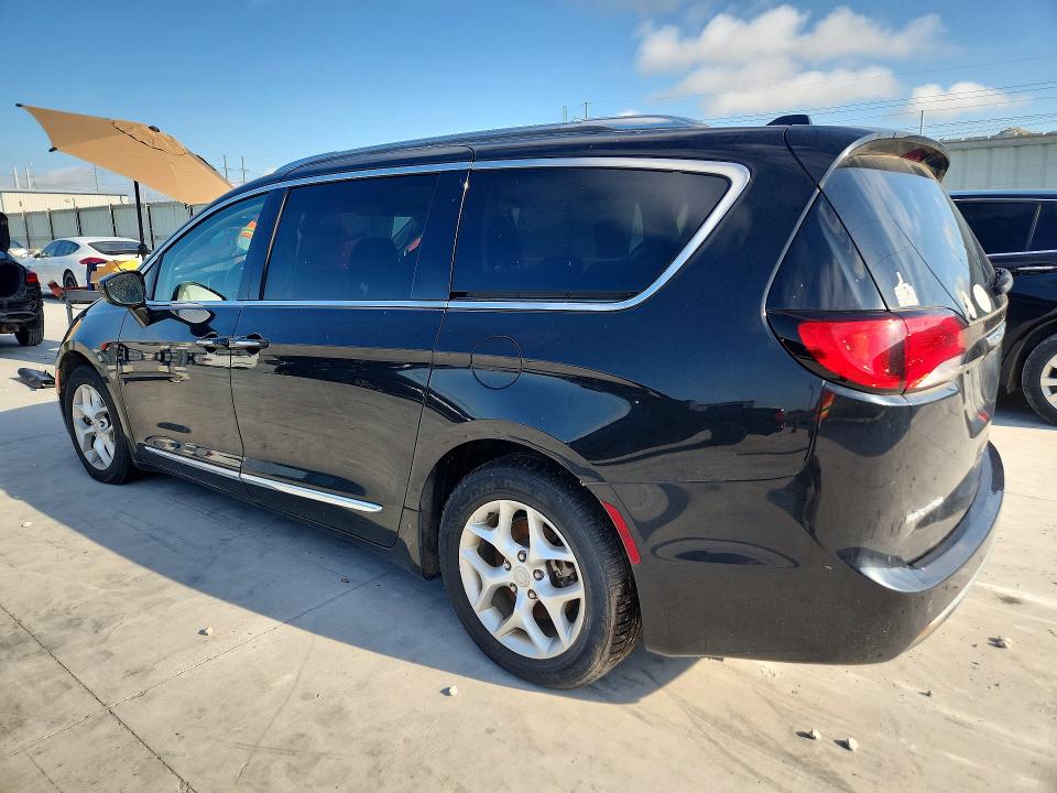 Продаж на аукціоні авто 2018 Chrysler Pacifica, vin: 2C4RC1EG0JR330304, номер лоту: 55815996