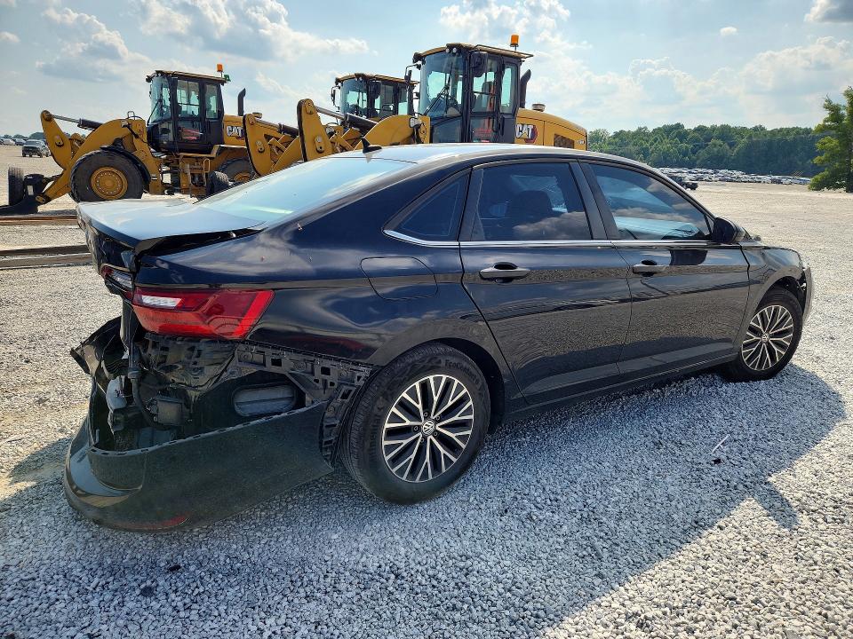 58798736 :رقم المزاد ، 3VWC57BU0MM012656 vin ، 2021 Volkswagen Jetta مزاد بيع