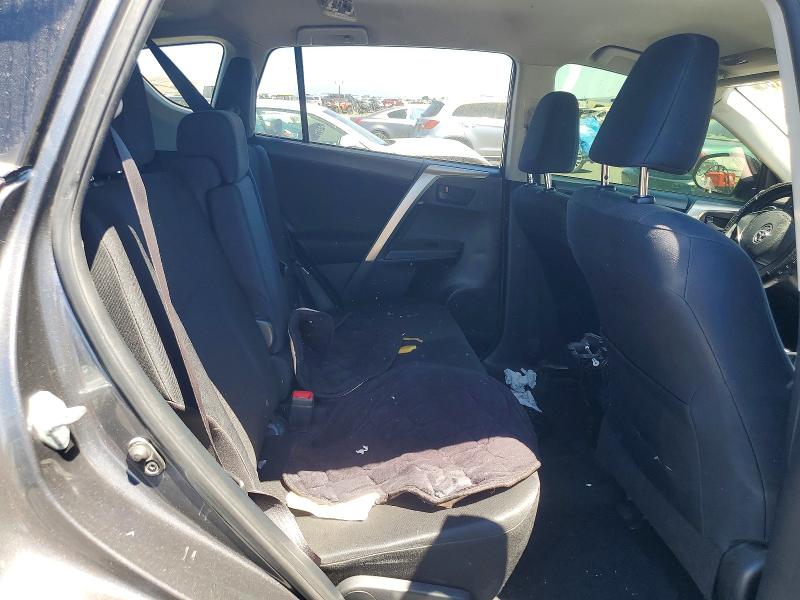 57238156 :رقم المزاد ، JTMZFREV6FD063295 vin ، 2015 Toyota Rav4 مزاد بيع