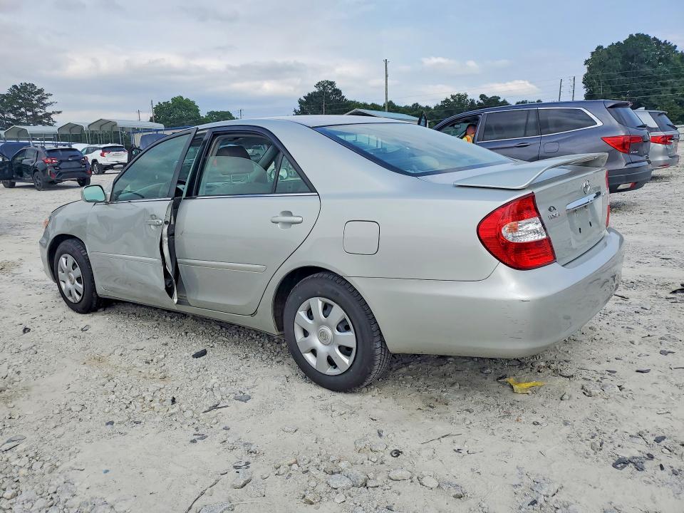 55130486 :رقم المزاد ، 4T1BE32K23U708673 vin ، 2003 Toyota Camry مزاد بيع
