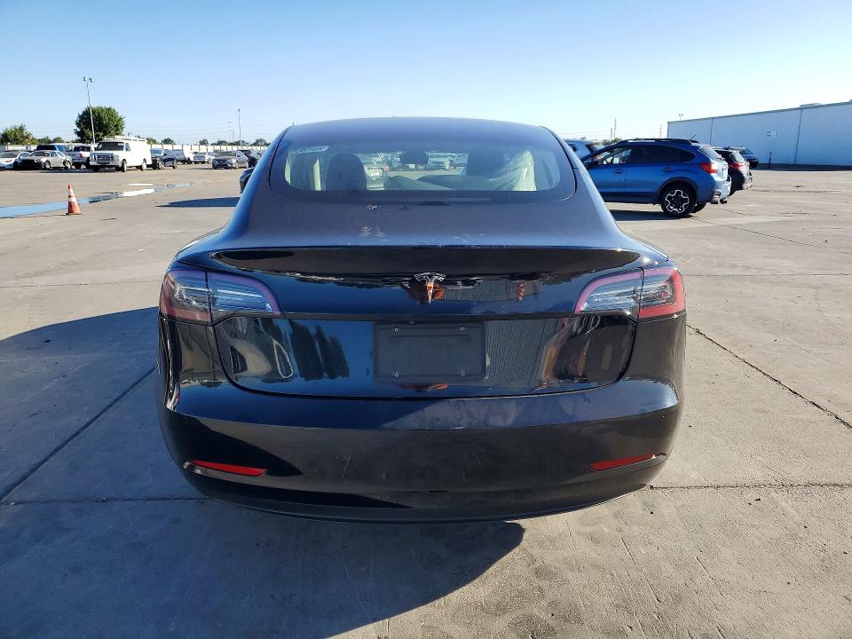 2022 Tesla Model 3 მანქანა იყიდება აუქციონზე, vin: 5YJ3E1EA3NF188298, აუქციონის ნომერი: 58334936