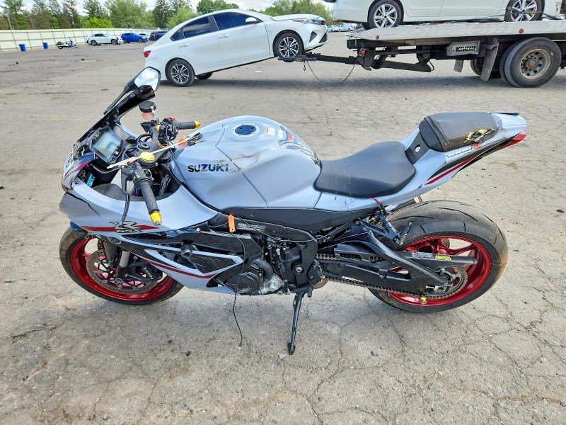 2024 Suzuki Gsx-r1000 მანქანა იყიდება აუქციონზე, vin: JS1DM11B1R7100442, აუქციონის ნომერი: 58228196
