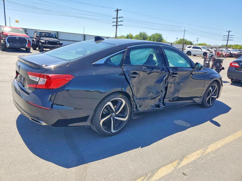 Продажа на аукционе авто 2022 Honda Accord, vin: 1HGCV1F42NA036581, номер лота: 57143976